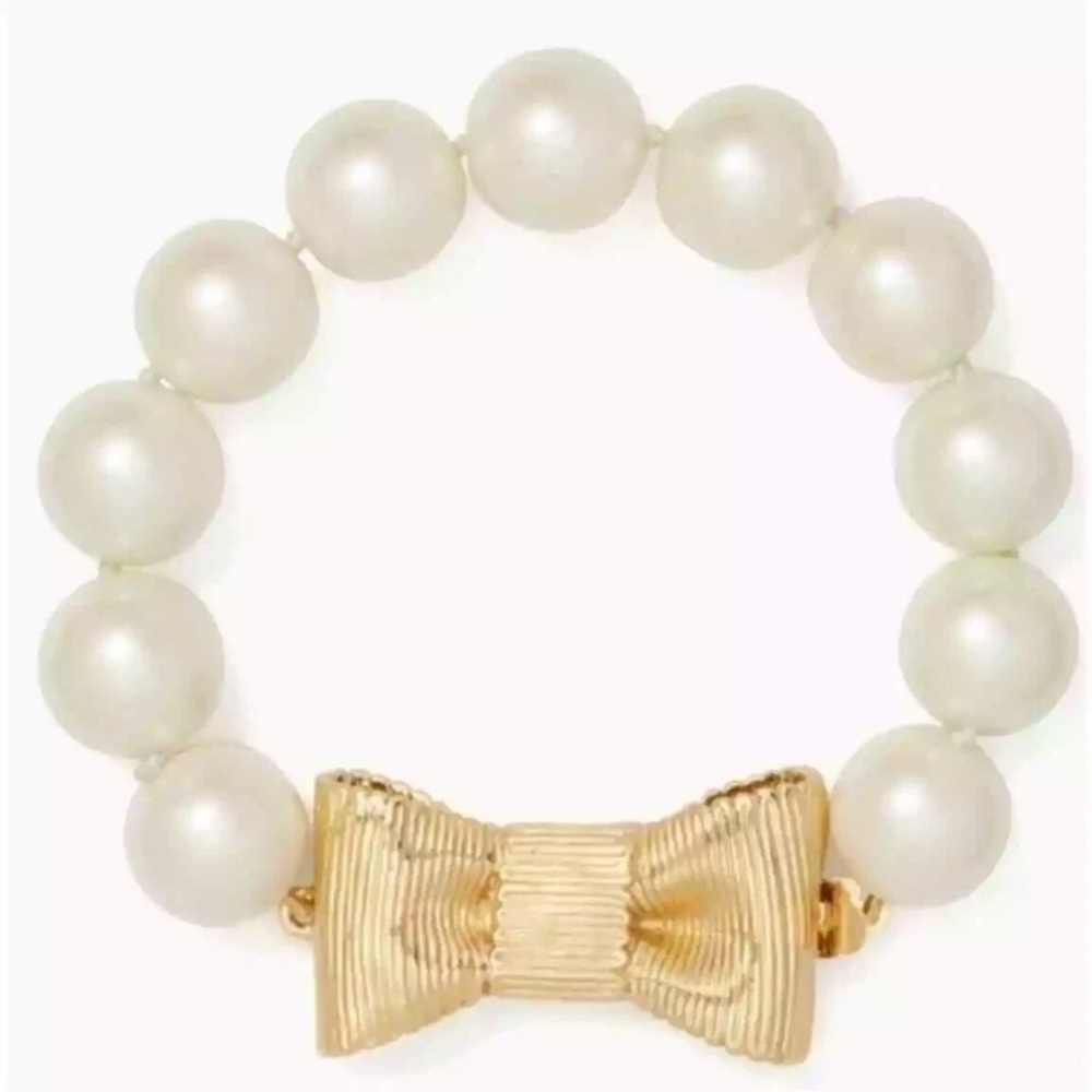 EUC:Kate Spade Pearl & Gold Bow Bracelet, matches ring listed separately! SALE 😊